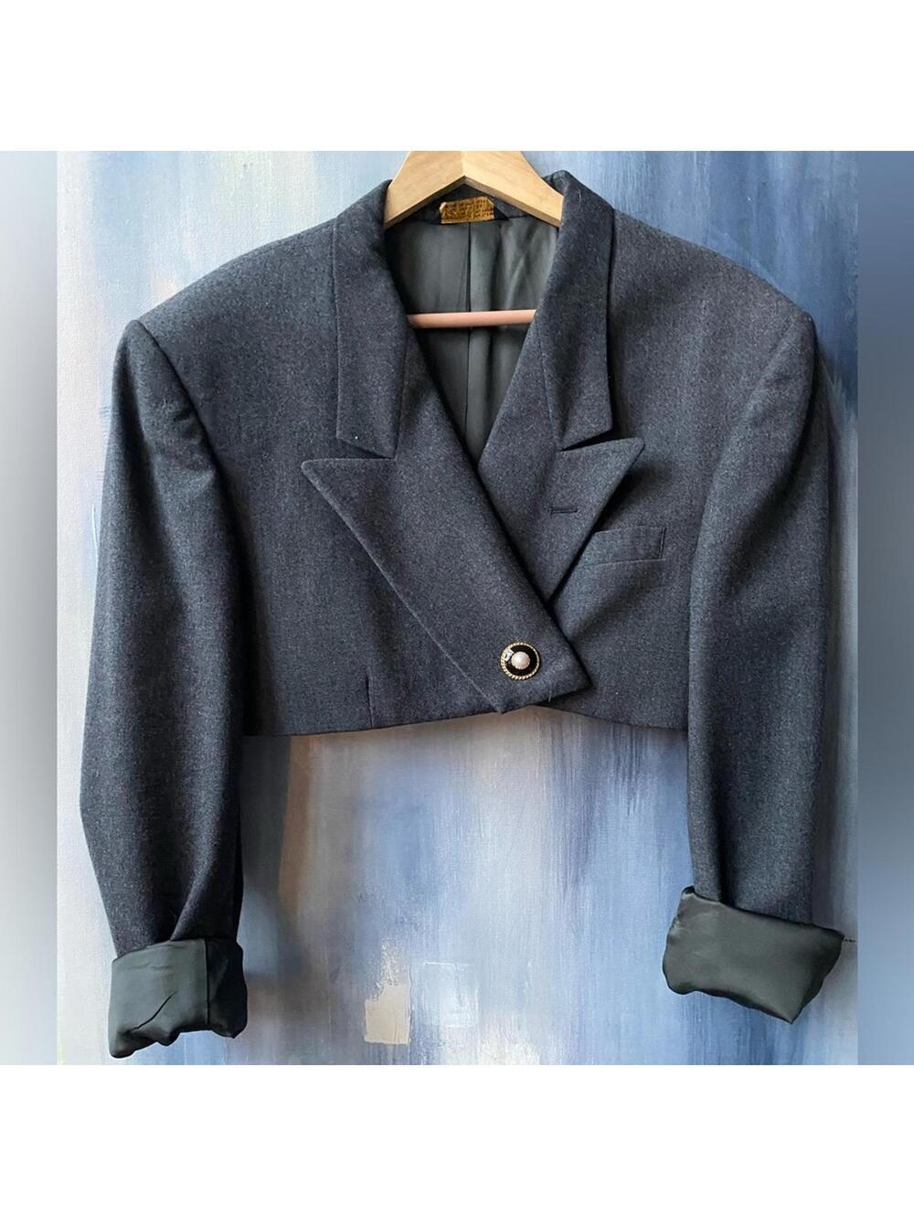 Vintage Upcycled Cropped Blazer LilyLilyL X Ninoi Cerruti - Picture 7 of 9